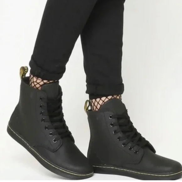 Dr.Martens Cairo Leather Casual Shoes Women’s 7 Black Lace Up Boots - Picture 3 of 15